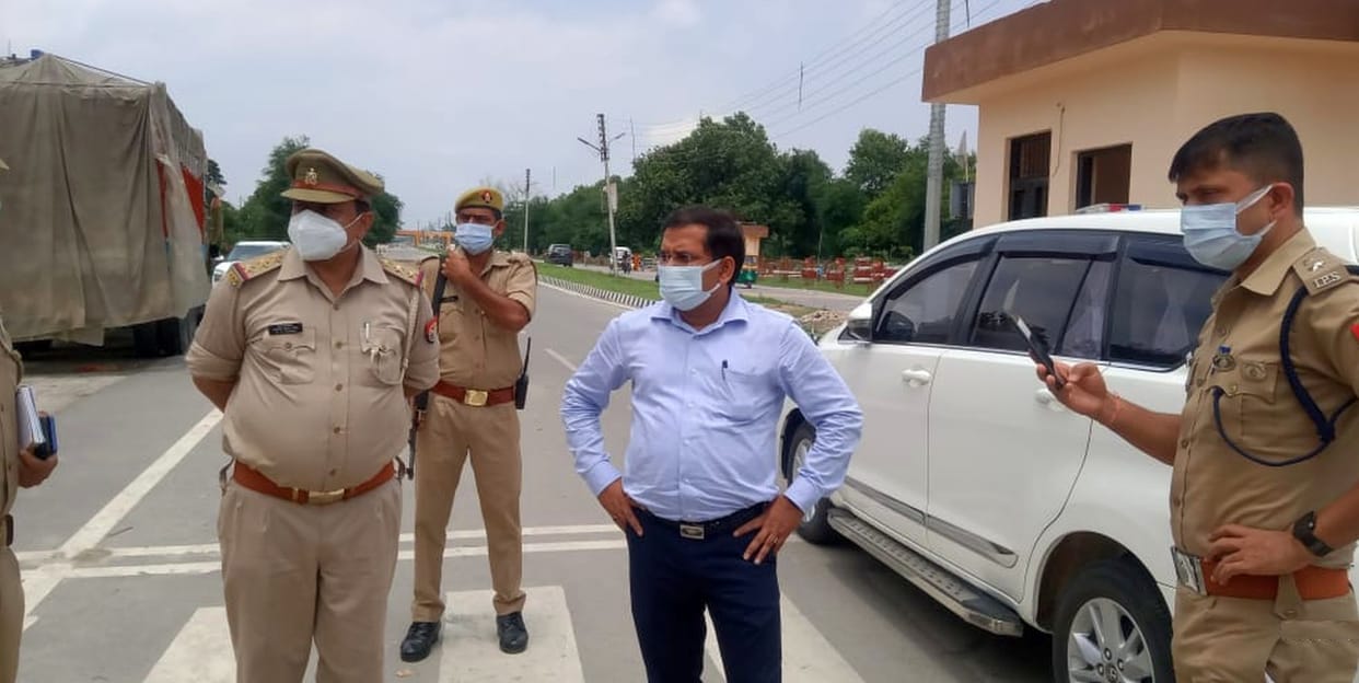 Outside vehicles are not allowed to enter Ayodhya without checking