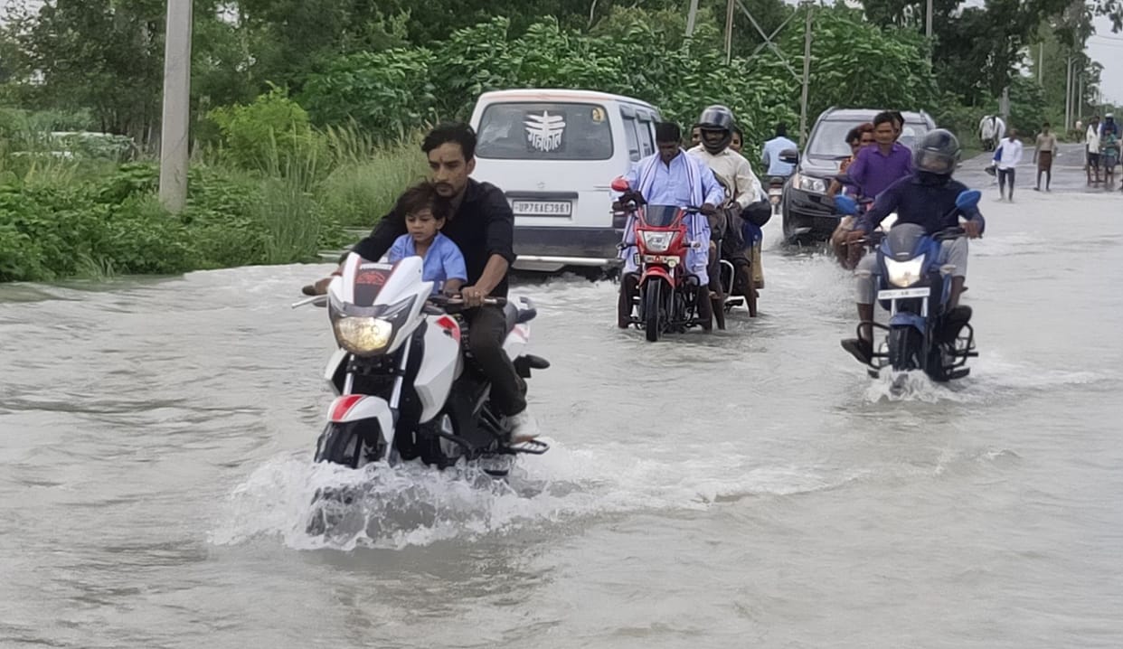 Ganga is 10 cm from the danger mark. Away, over 55 villages submerged