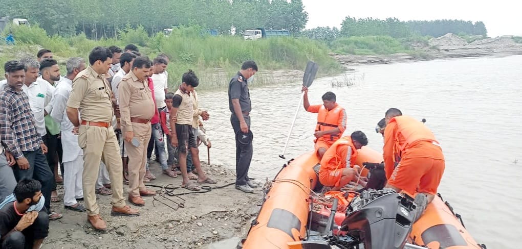 NDRF team could not even find the youth drowned in Yamuna
