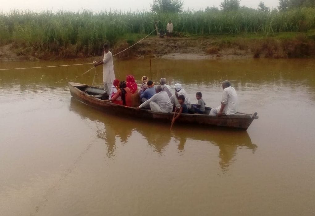 Crops ruined in Purkaji Khadar due to the water of Solani river