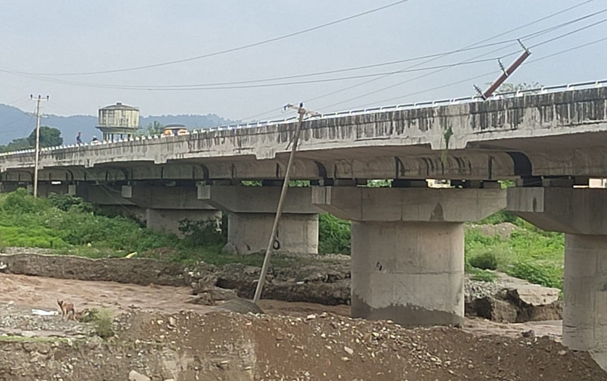 Sukhro river overflowing due to rain on mountains, electric pole collapsed