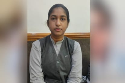 CBSE 10th Result 2021: Girls Becomes topper in Meerut, students feel happy to see their result