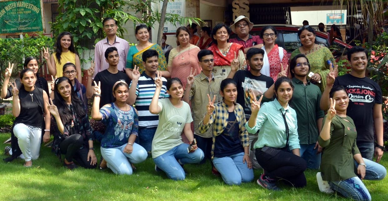 Dhruv, Shreya and Bani became toppers in CBSE 10th