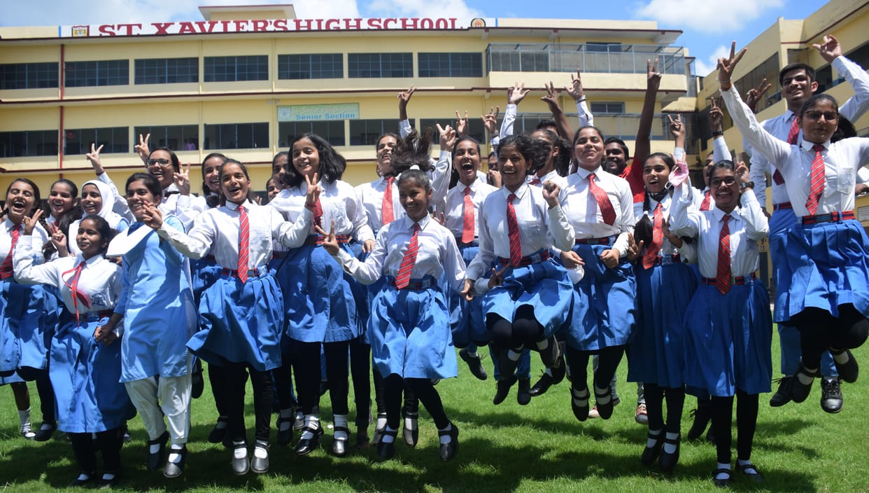 Bright tops in CBSE 10th