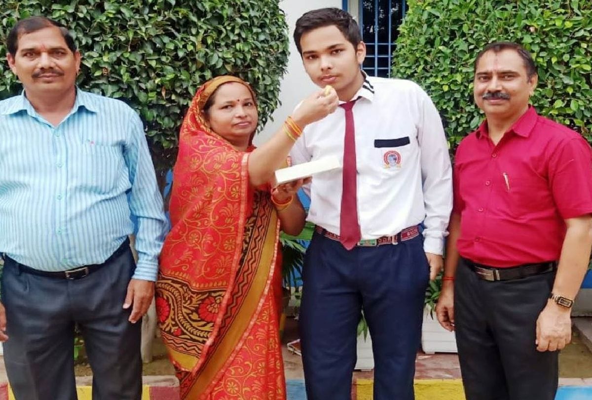 Vyom Dubey created history, topped with 99.8 percent marks