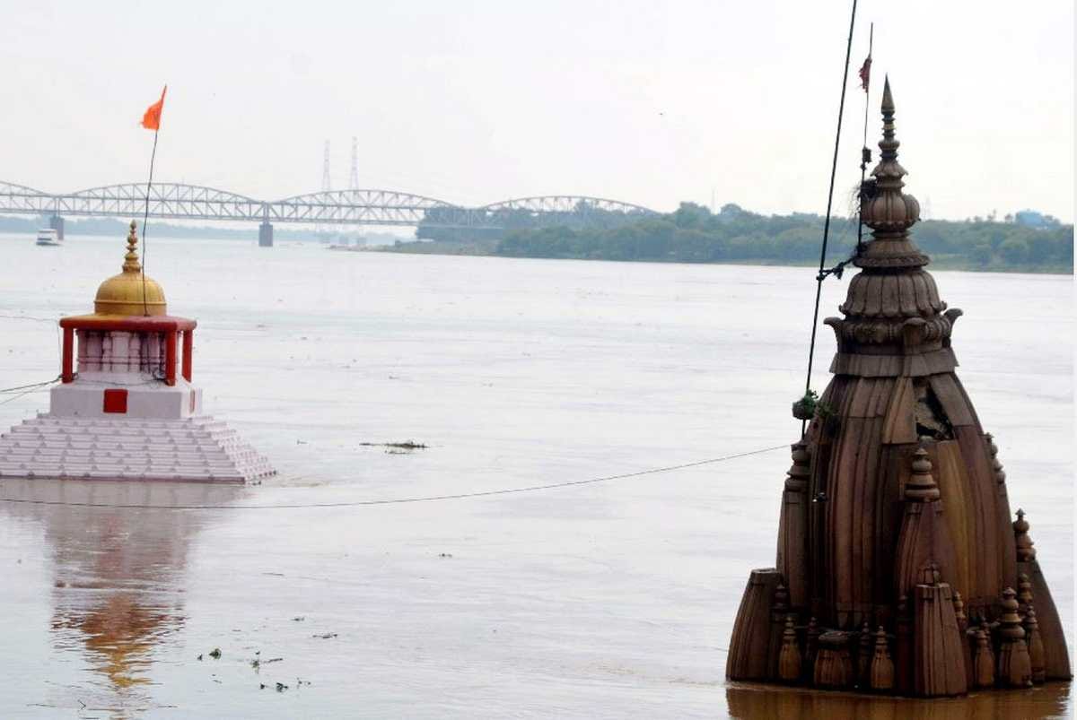World famous Ganga Aarti Varanasi will now be done from terrace, water level near warning point
