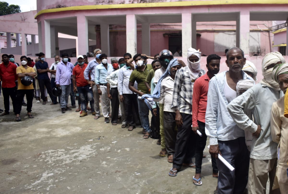 target of 60 thousand was set record 61897 got  vaccine of Covid
