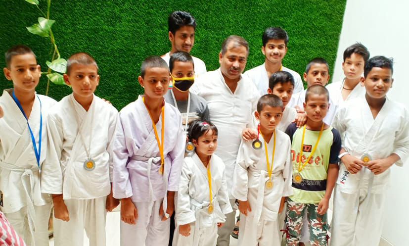 Players won 12 medals in Karate