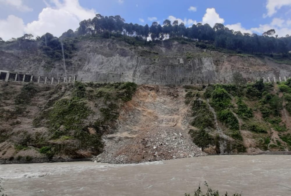 Uttarakhand Weather Update Today: very light Rain Expected and Badrinath Highway Closed