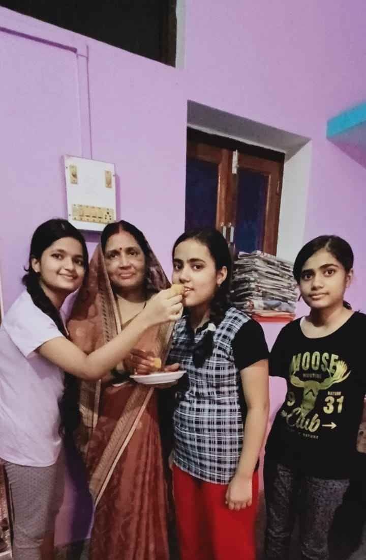 Students bat-bat in CBSE 10th