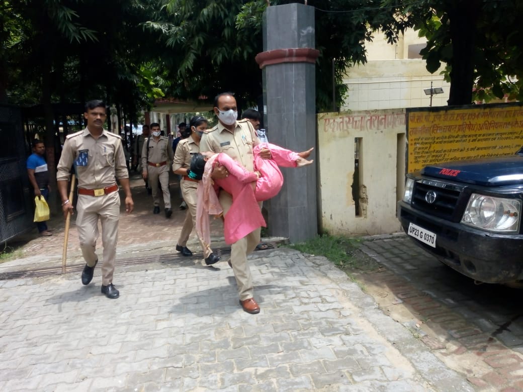 The woman consumed poison in the verandah of the village court