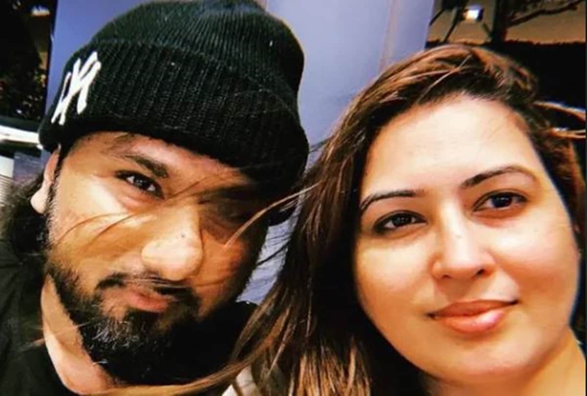 Honey Singh Wife Accuses Father in Law Says he entered into room when she changing clothes