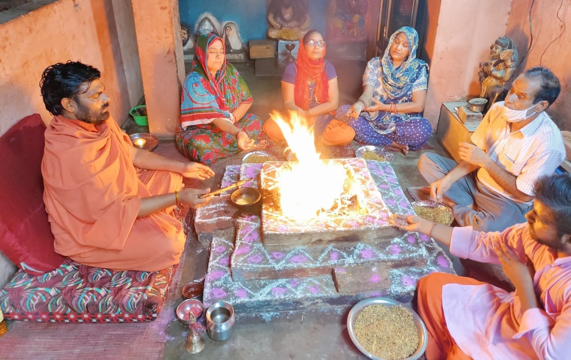 Lord Shiva saves from premature death: Kalendranand
