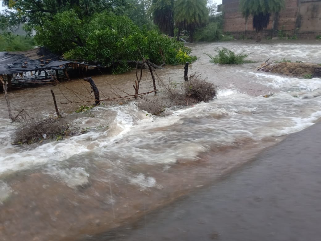 water filled every where, roads, rivar, ponds