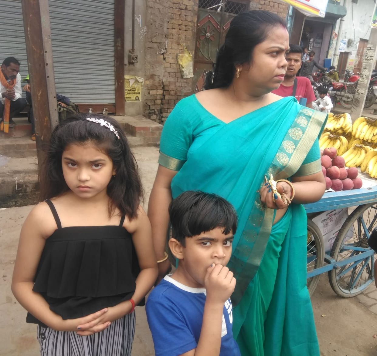 Tappebaaz took 8 lakh jewelery