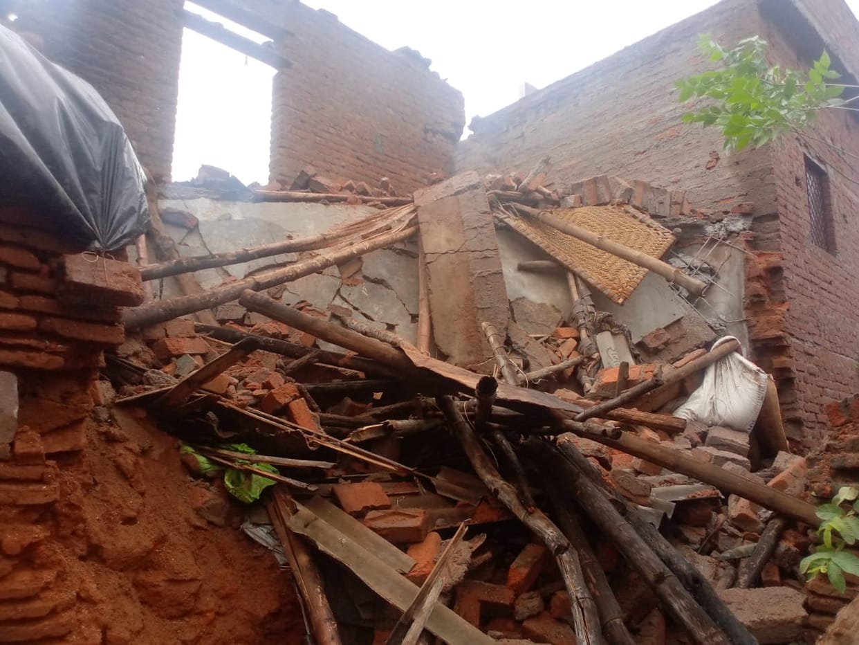 double story building collapse, lady died
