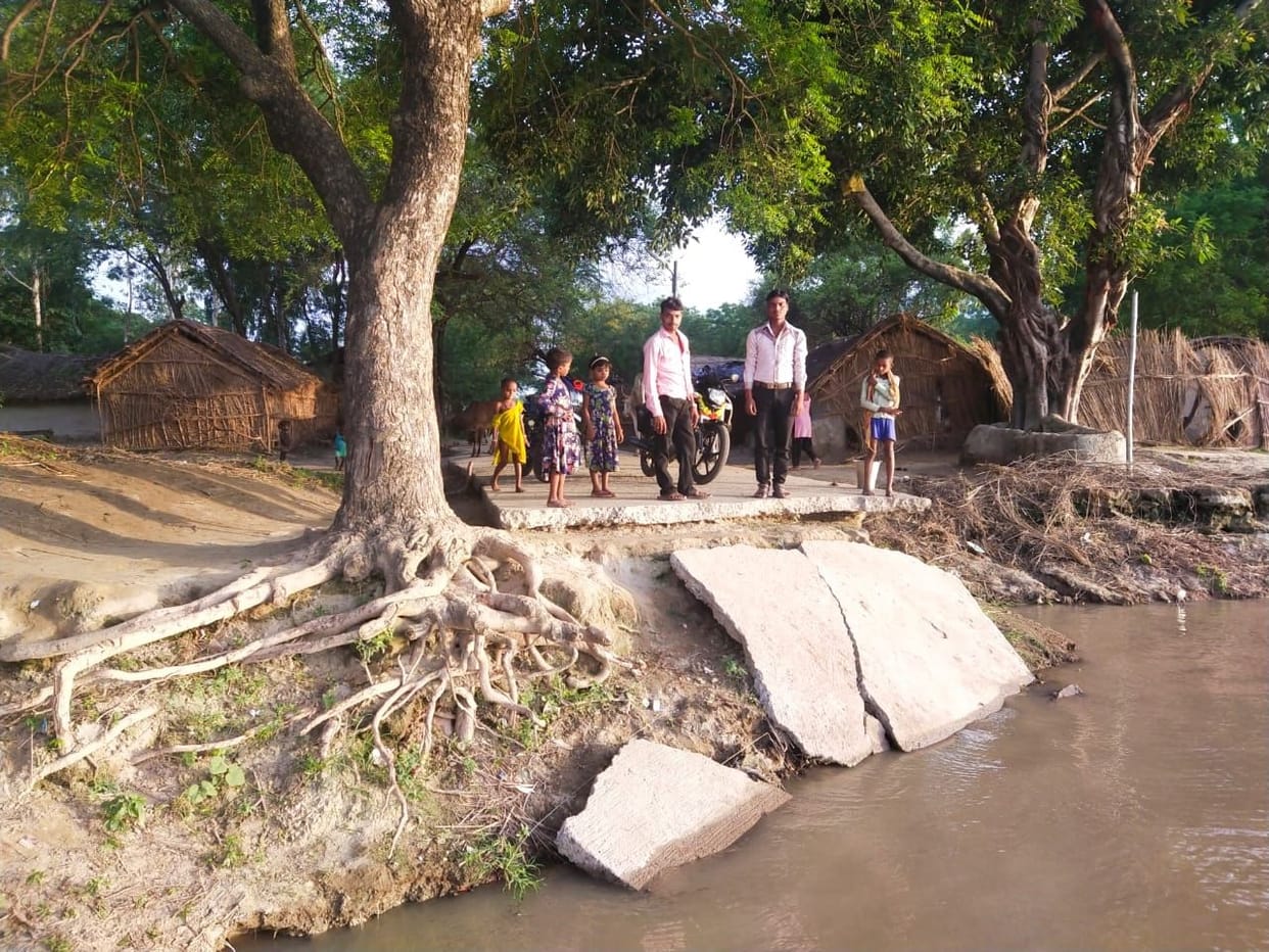 Ganga towards danger, water reached 70 cm above warning point