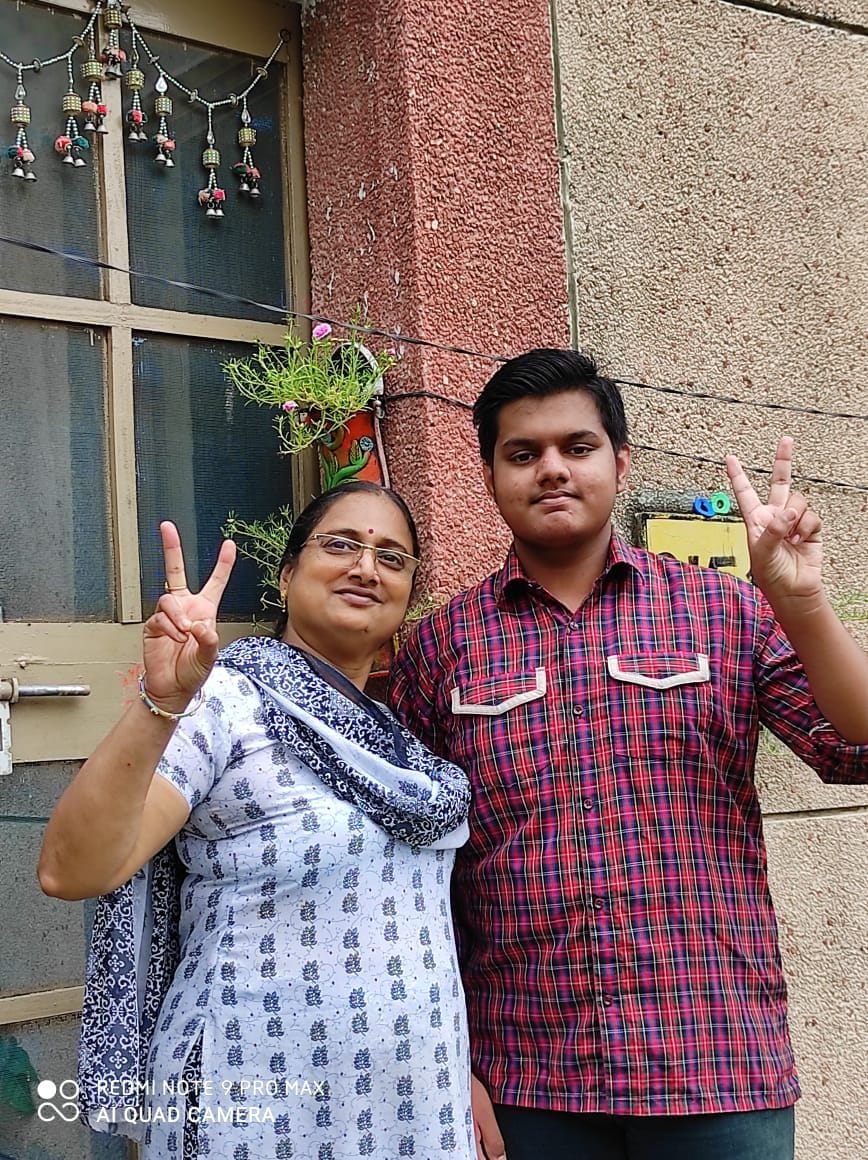 dewansh becomes district topper