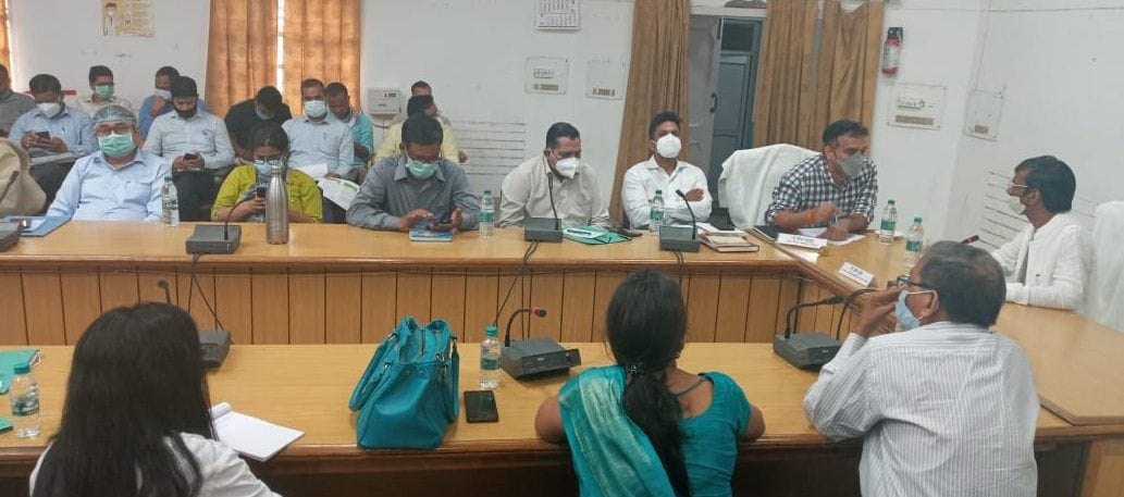 Don't be negligent in giving benefits of schemes: Saini