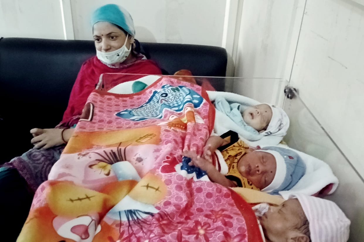 woman gave birth to three child in dhartidhar sirmaur