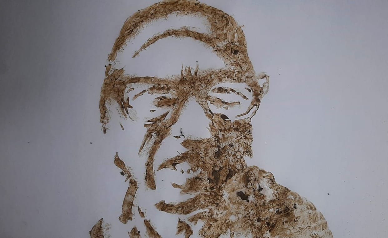 Tribute paid to Maan Kaur by making a picture from clay