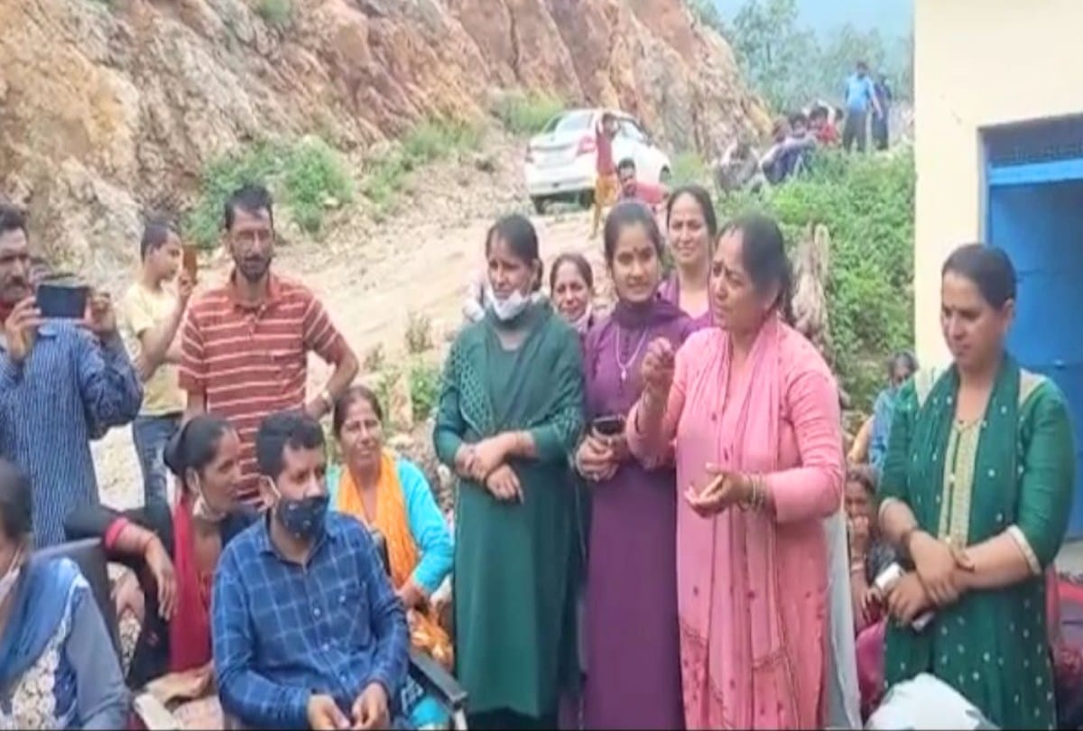 If found drunk, name will be deducted from BPL list in karsog bindla panchayat himachal