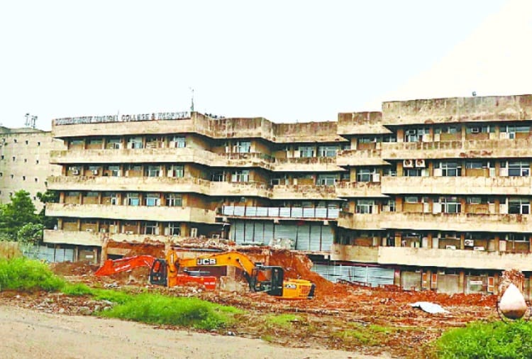 Only Six Patients get treatment in One Hour at Government Medical College and Hospital in Chandigarh