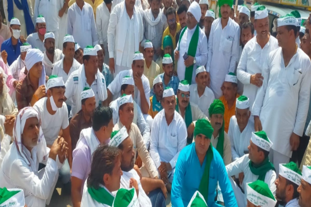 Shamli: Bhakiyu Tomar protest on Panipat-Khatima Highway and Collectorate
