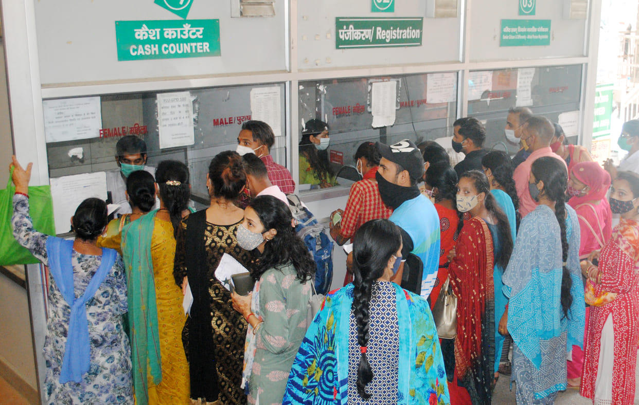 Thirty percent of the population has not yet received a single dose of corona Vaccine in the distric mandi