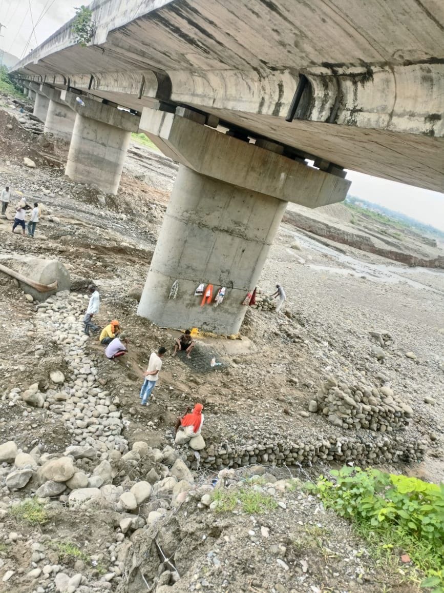 Erosion on the pillars of both the bridges of Sukhro river