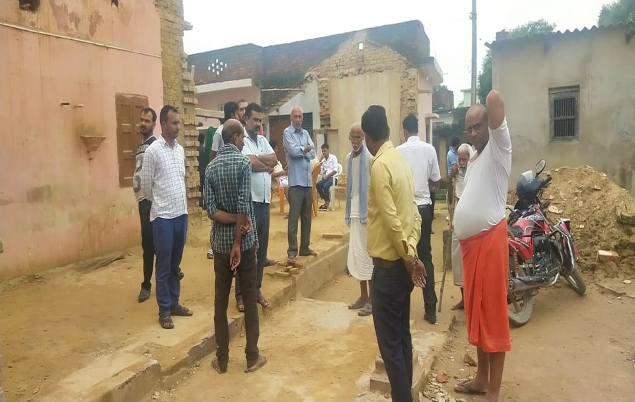 dilapidated house falls roof fallen in mau  B.Sc student died due to hit
