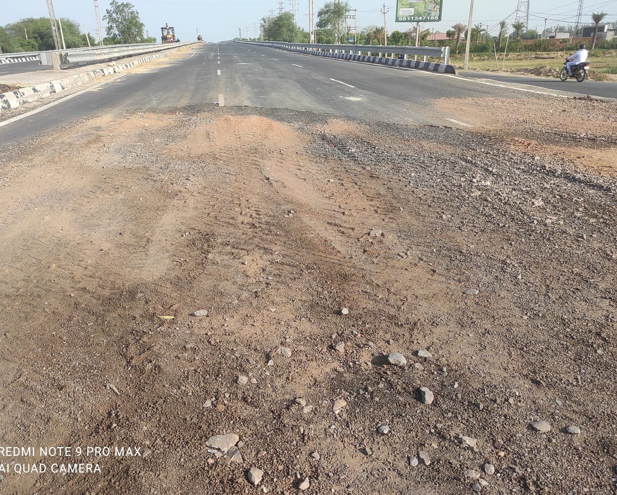 Difficult to walk on highway despite paying toll