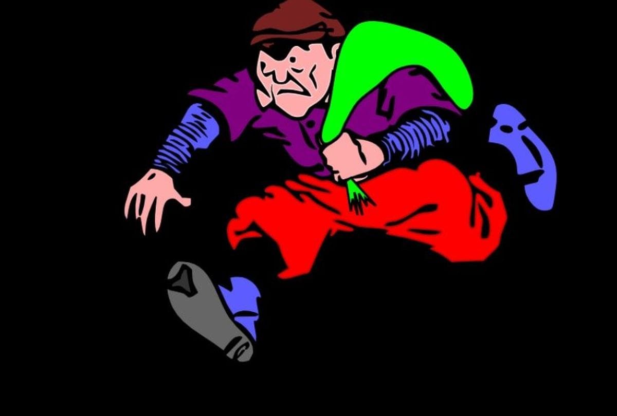 Seven lakh Rupees Robbed from bank cashier in Rewari