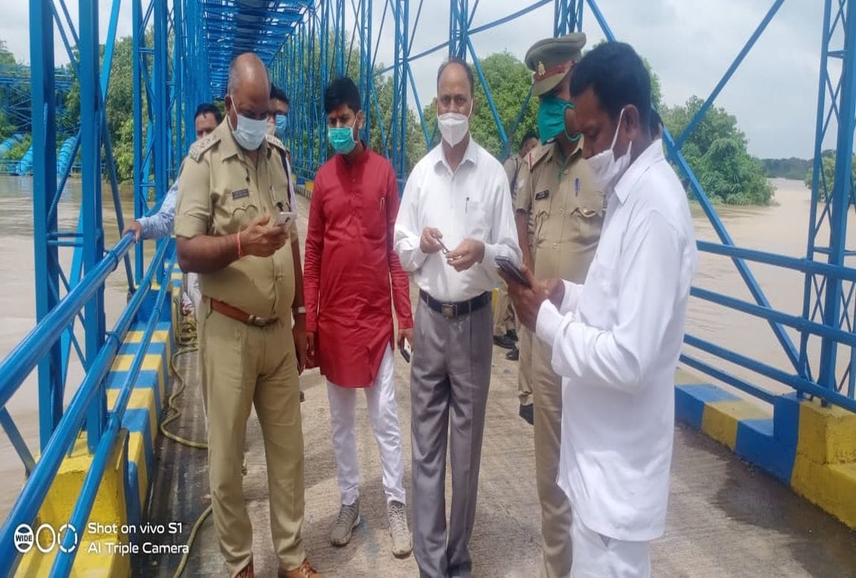 Chambal River Water Lavel Rached At Danger Demands For Ndrf