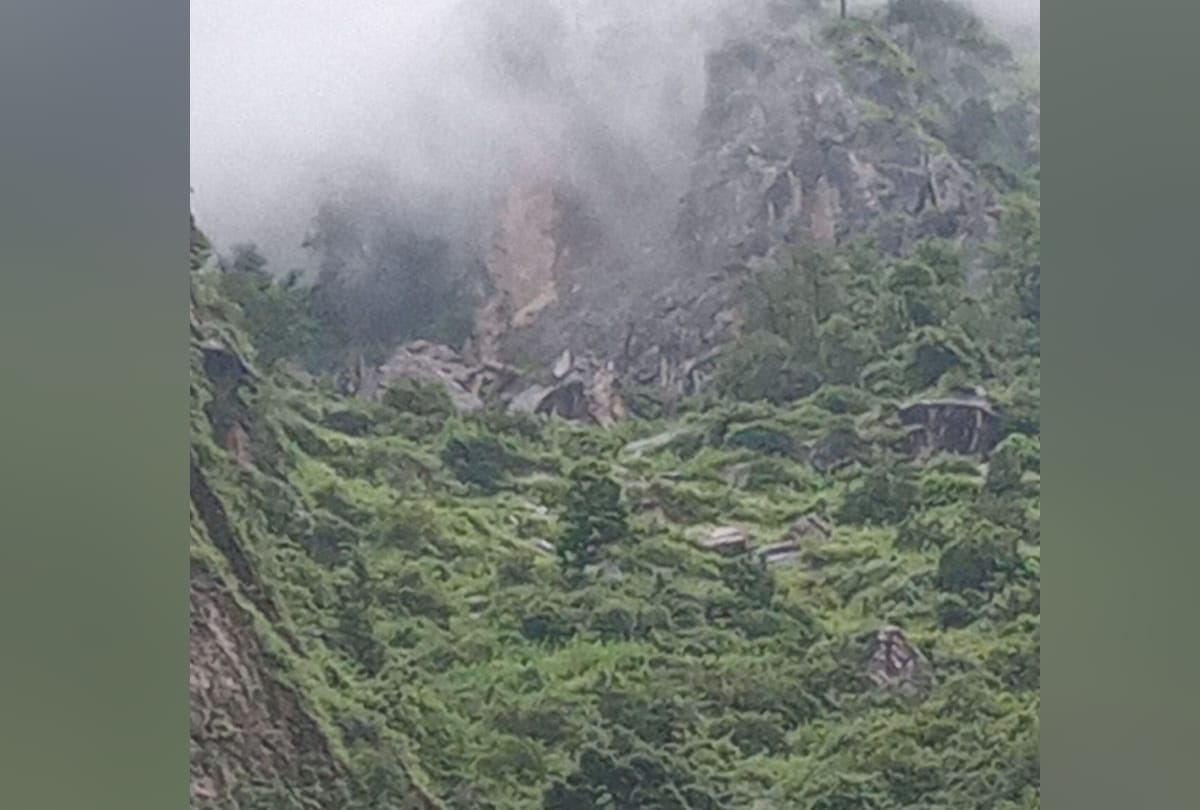 risk of landslide in manikaran kullu himachal pradesh
