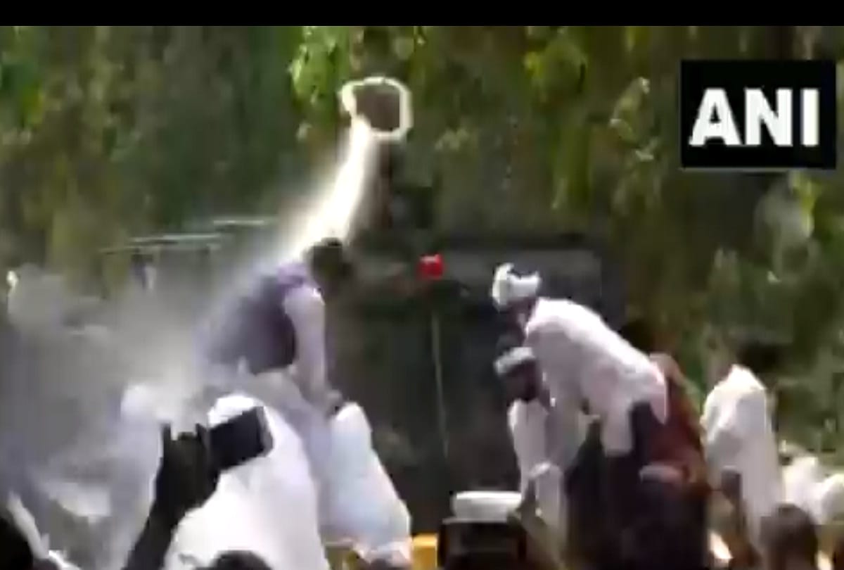 Youth Congress protests over fuel price hike and Pegasus at Raisana road