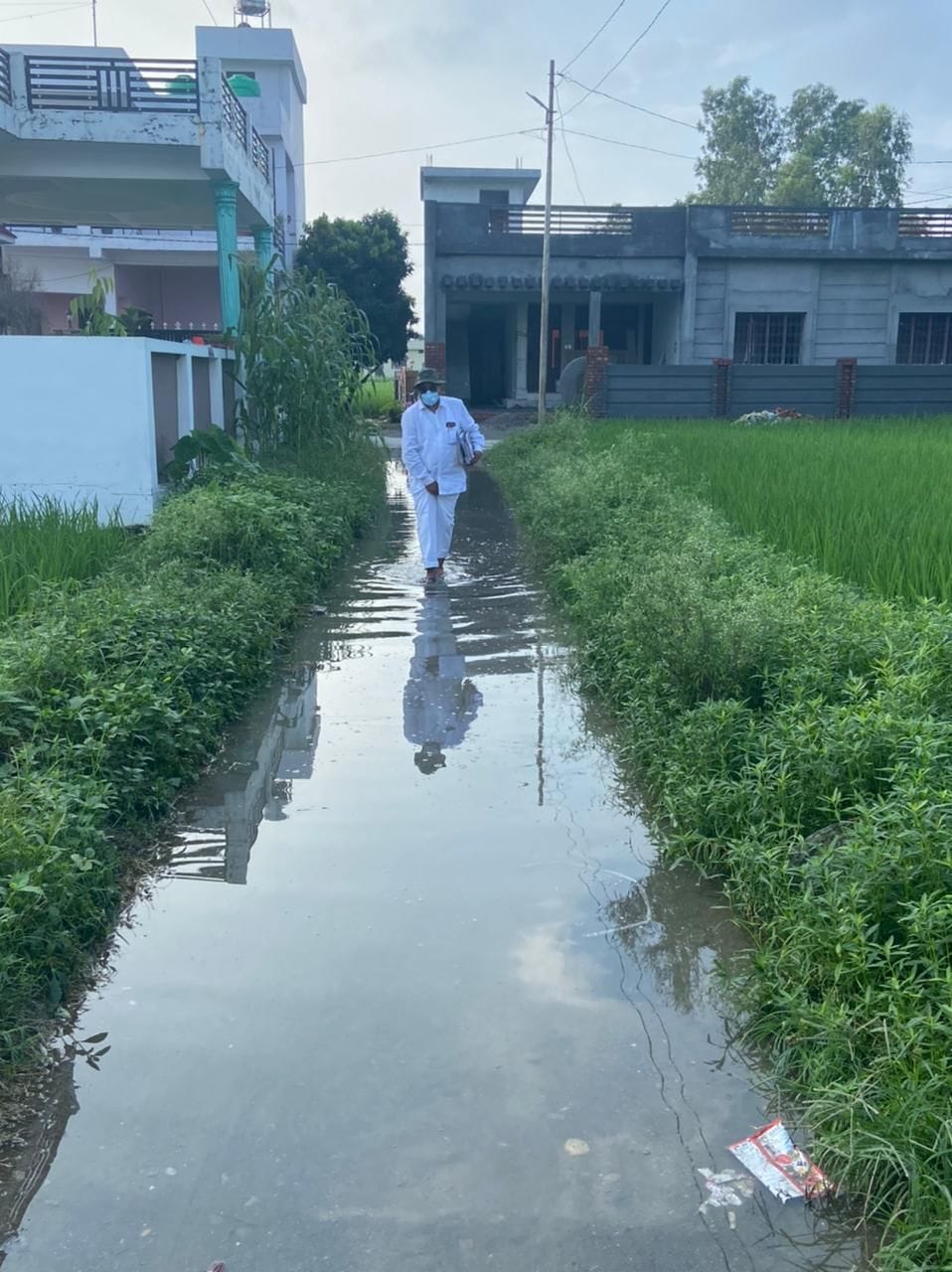 MLA's house if road is not builtwarning of digging the road outside