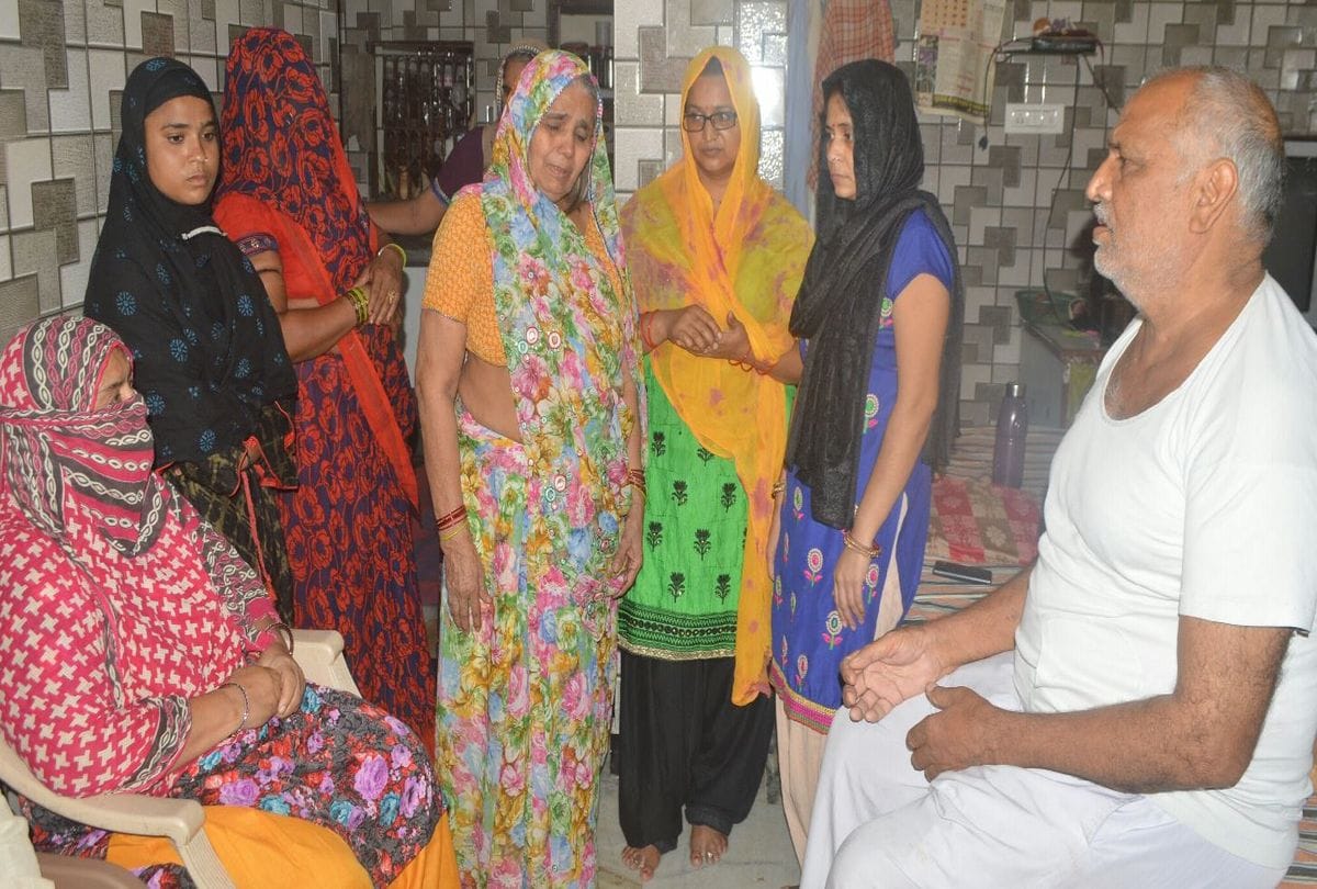 sales officer missing case agra police found cctv footage fridge and woman with loading tempo
