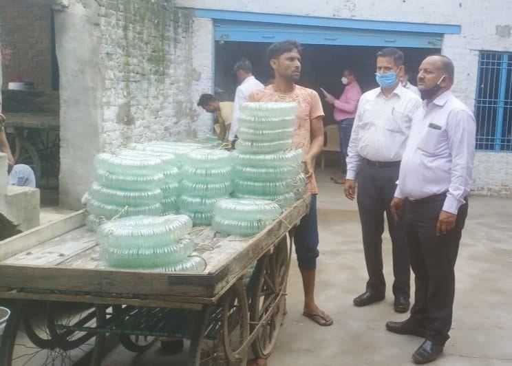 firozabad news, Labor Department, knocked,  factories