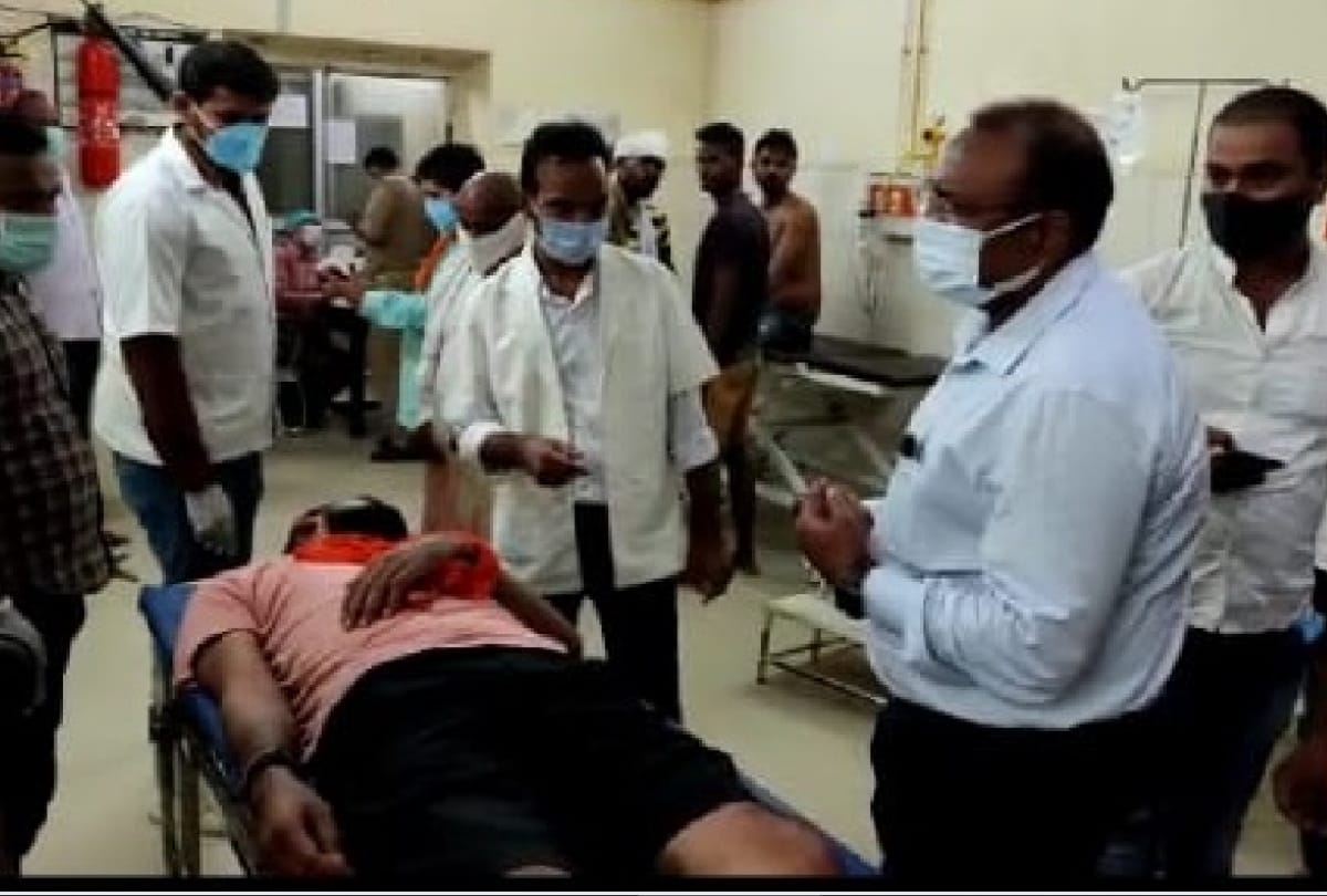 Cloth trader beaten in police station in Gorakhpur