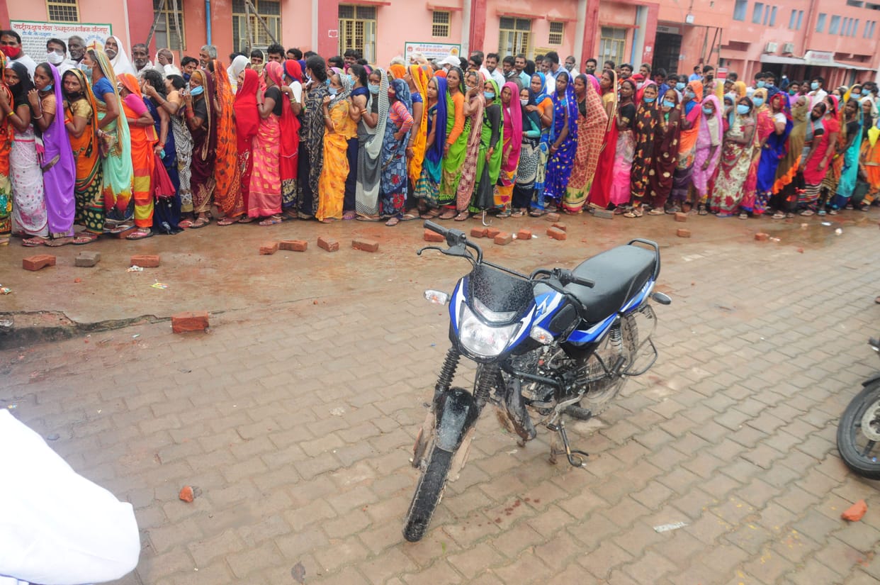 people frustrated, vaccine shortage