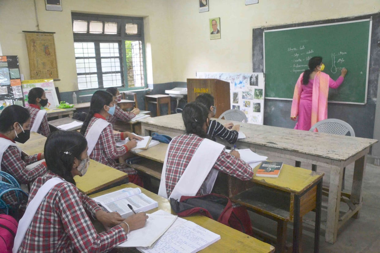 Writing speed declined due to online studies in schools in Solan