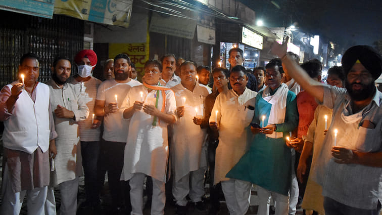 Congress workers took out candle march