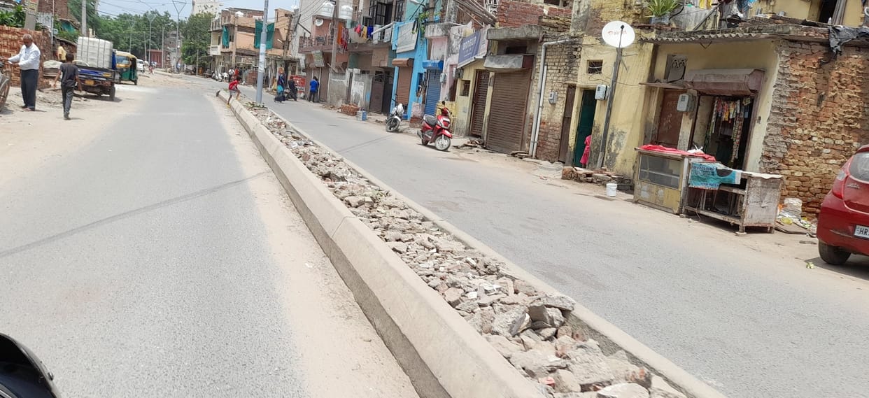 Peripheral road work incomplete, people struggling with jam
