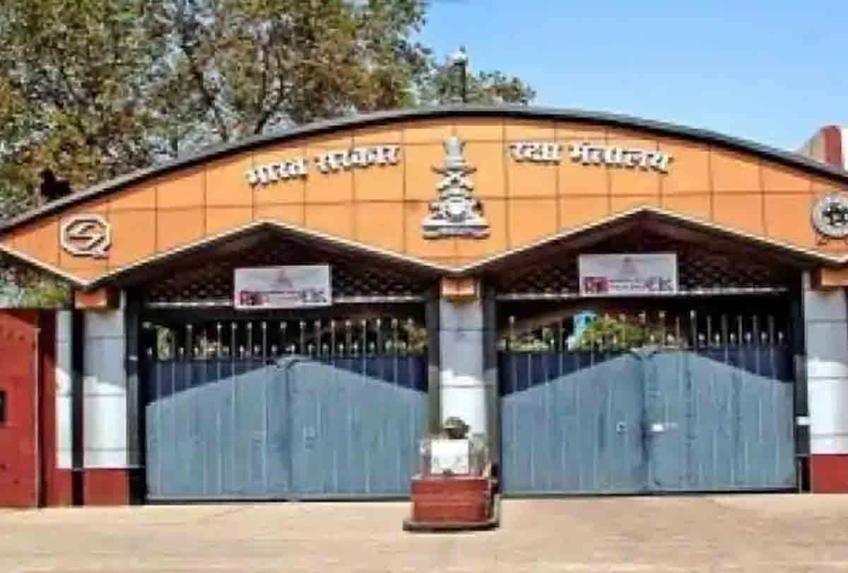ordnance factories: In a first referendum 100 percent workers against the Government decision