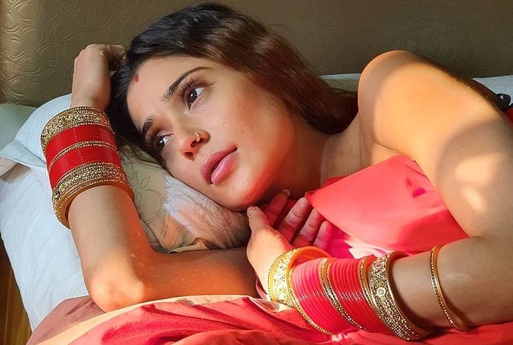 Happy Birthday Sara Khan Know bidaai actress controversial life