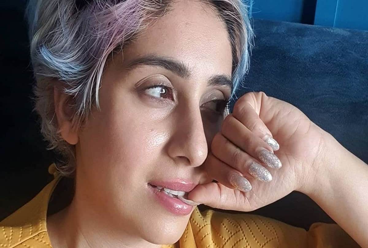 Bigg Boss OTT Contestant Neha Bhasin Harrassment allegations against Anu Malik Marrying A Music Composer