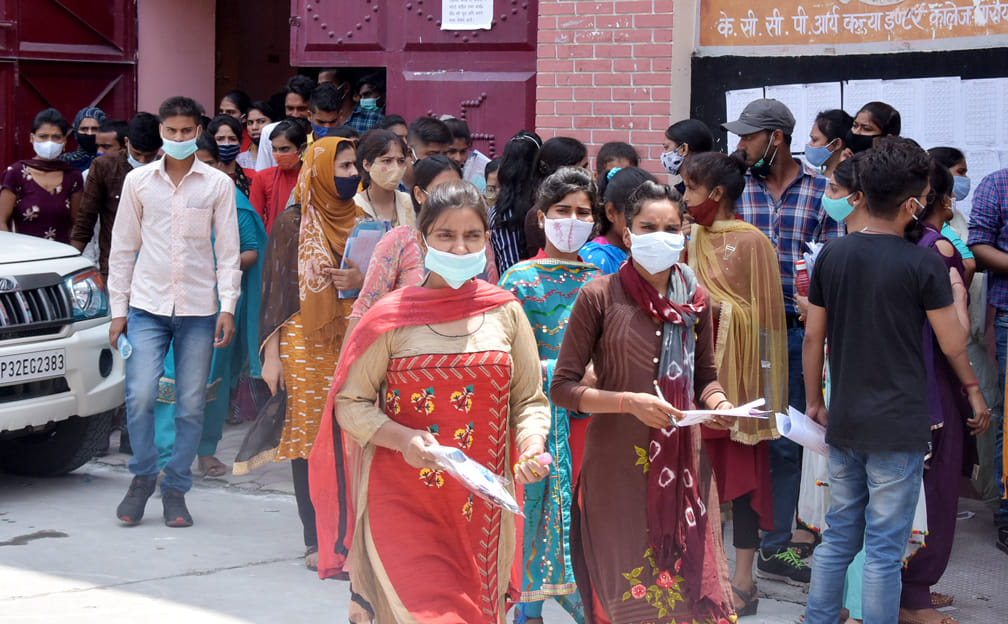 5964 candidates appeared in the combined B.Ed entrance examination
