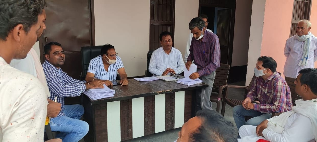 Registry of land given to 50 beneficiaries at camp