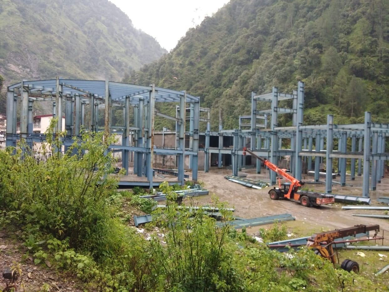 Parking construction incomplete even after seven years in Sonprayag